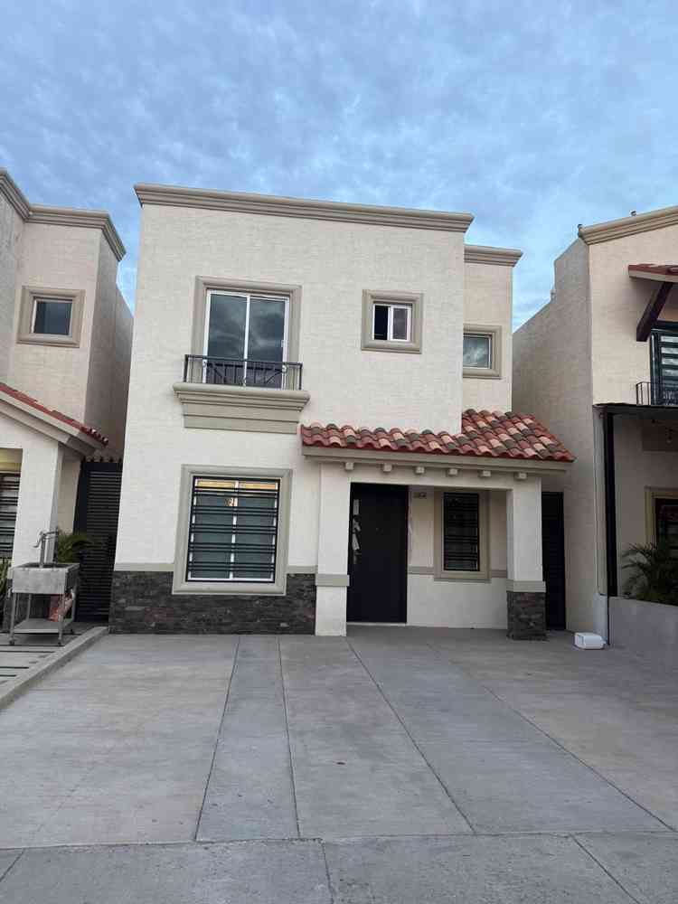 casa en renta boulevard alcaparra  culiacan sinaloa ptuacW4